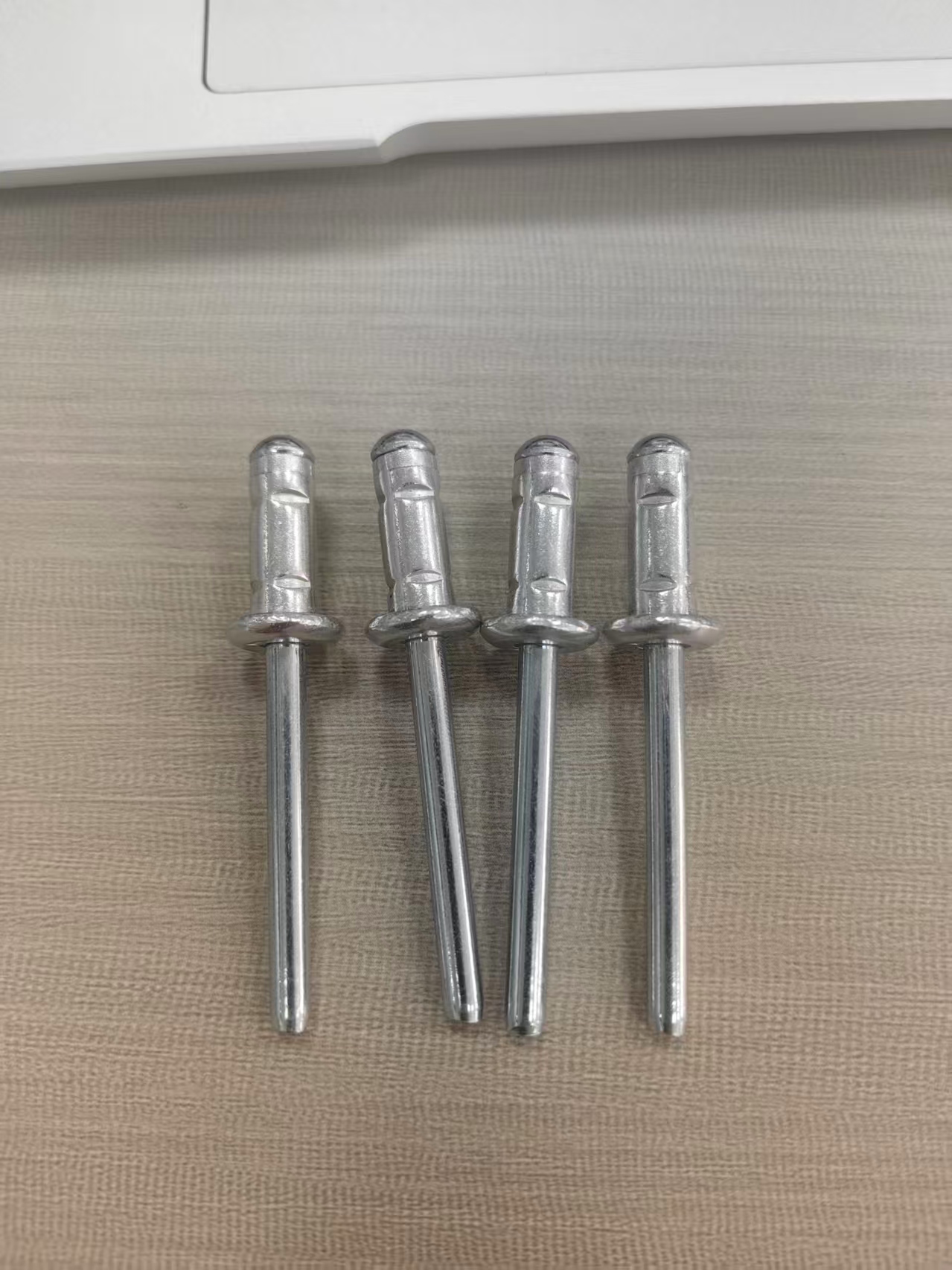 开口抽芯铆钉