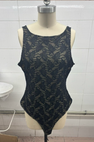 化纤制女式其他服装