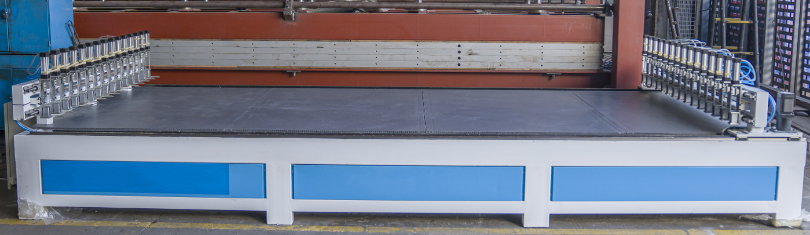 铝蜂窝芯拉伸机