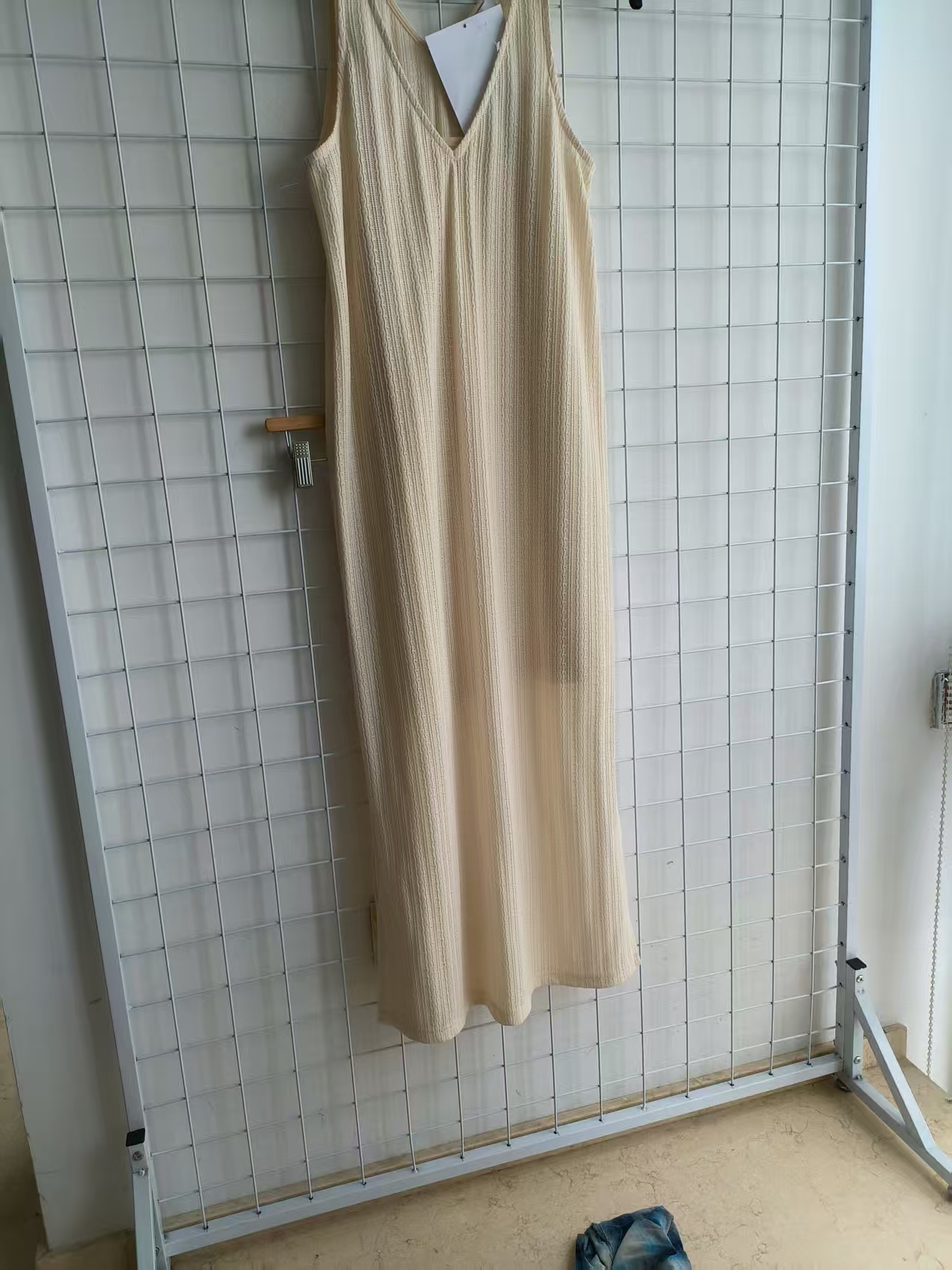 女式吊带连衣裙