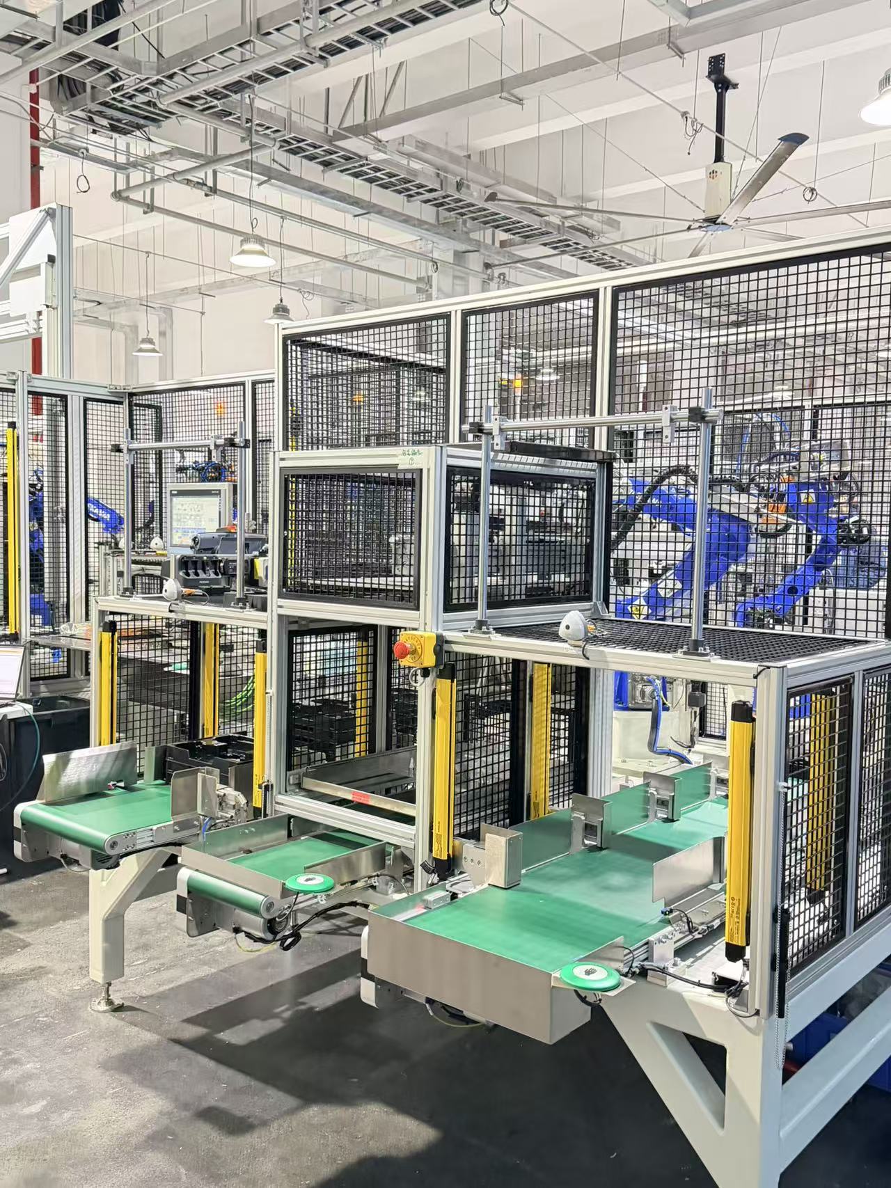 背光装配生产线