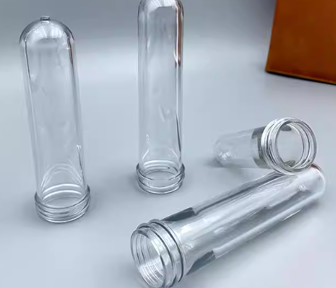 Plastic bottle preform