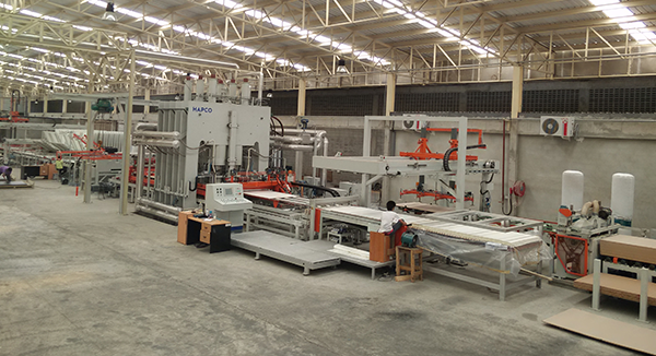 快速贴面生产线