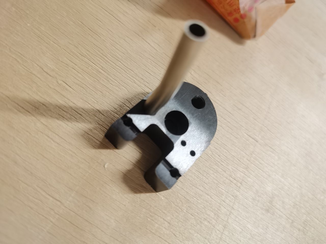 顶针底座