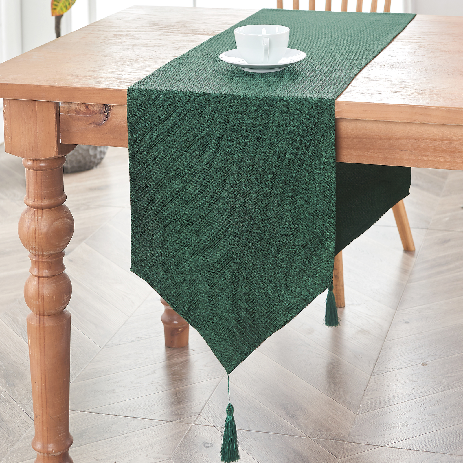 Table Runner with Tassels Rustic Farmhouse Jacquard Linen Style Dresser Scarves for Autumn Fall Harvest Halloween Thanksgiving Party