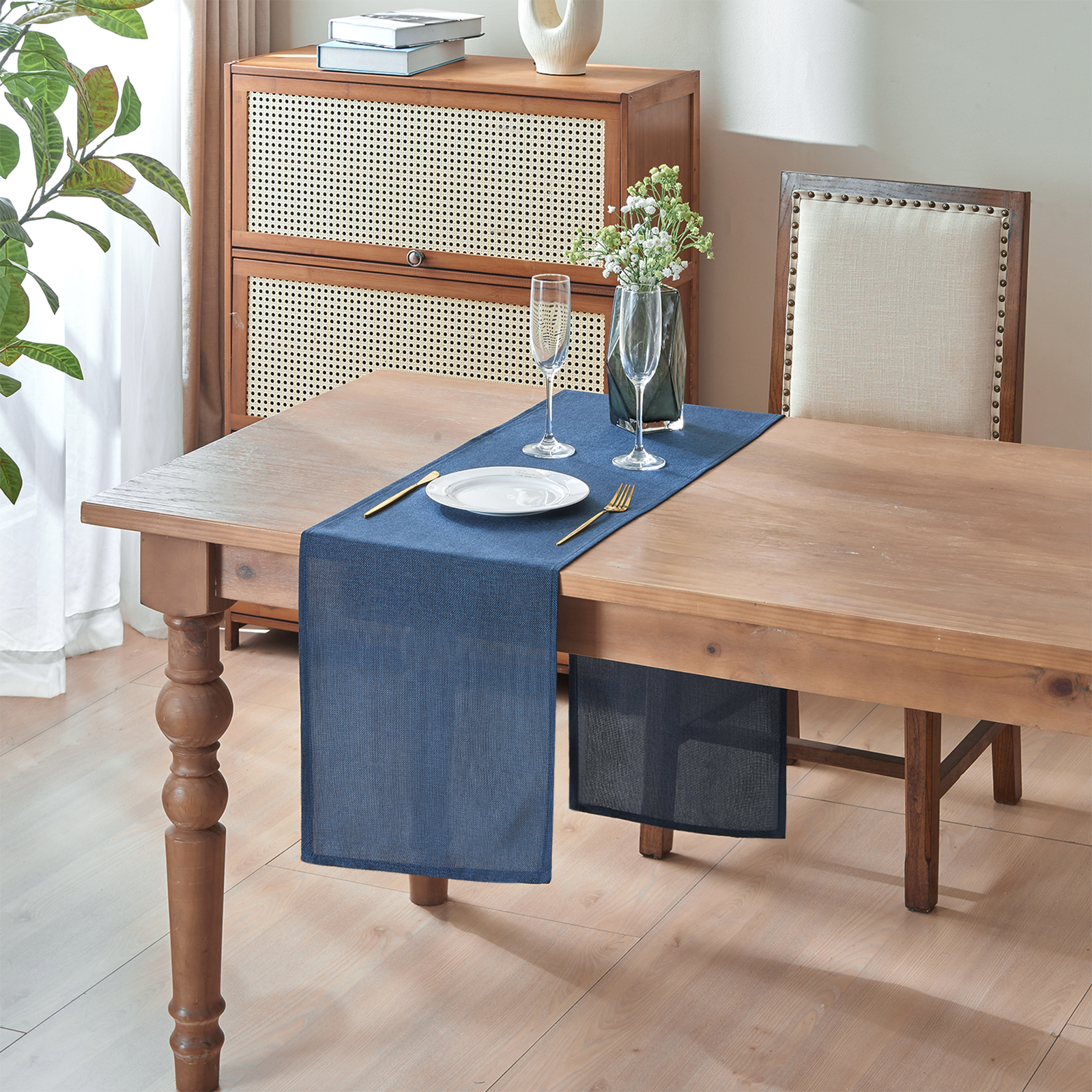 Table Runner Machine Washable Decorative Cloth Table Runners for Dining Holiday Party Dresser Scarf Home Outdoor
