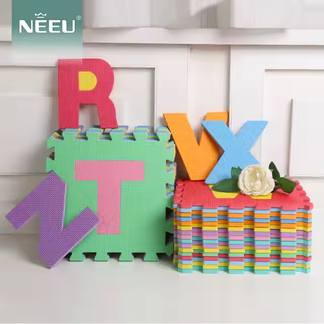 字母拼图地垫